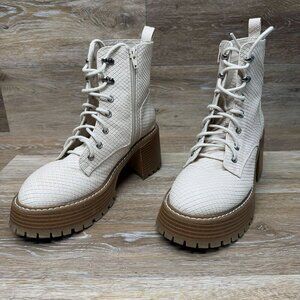 Mia Sian Ivory Snakeskin Lug Sole, Platform Combat Boots Women's Size 7.5